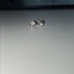Carriere – 10K White Gold Diamond Stud Earrings
